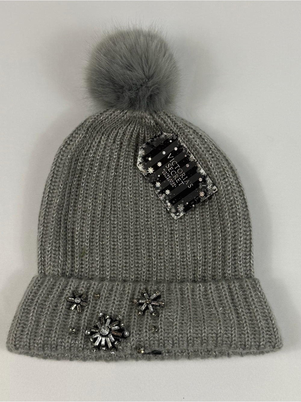 NWT Victoria’s Secret Snowflake Sparkle Gray Pom Pom Beanie Hat OS